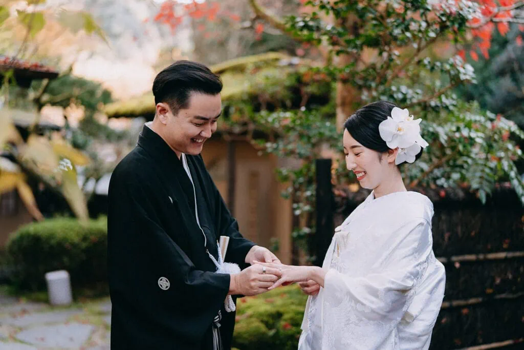japan elopement wedding photographer package nara kyoto kimono sam spicer
